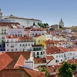 Go Native - Center * Lissabon